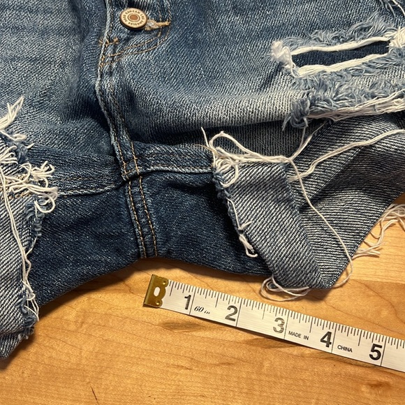 KanCan Button up cutoff distressed jeans shorts - size 7 / 27 - Picture 9 of 11